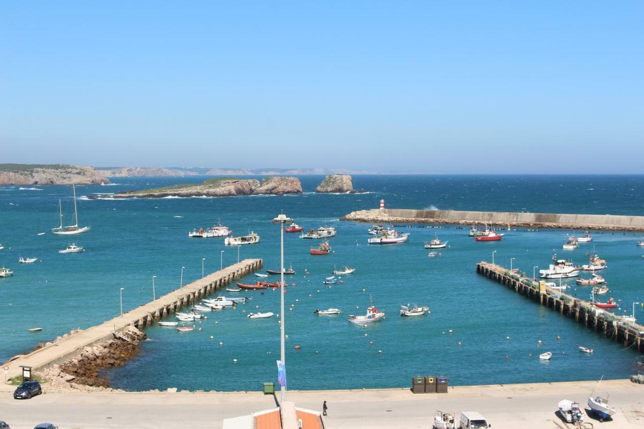 Sagres Sunny Room With Private Bathroom 300M From The Beach Екстериор снимка