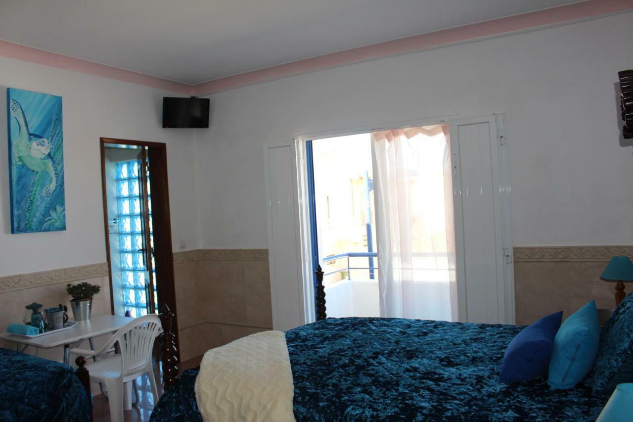 Sagres Sunny Room With Private Bathroom 300M From The Beach Екстериор снимка